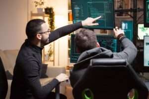 hackers working together